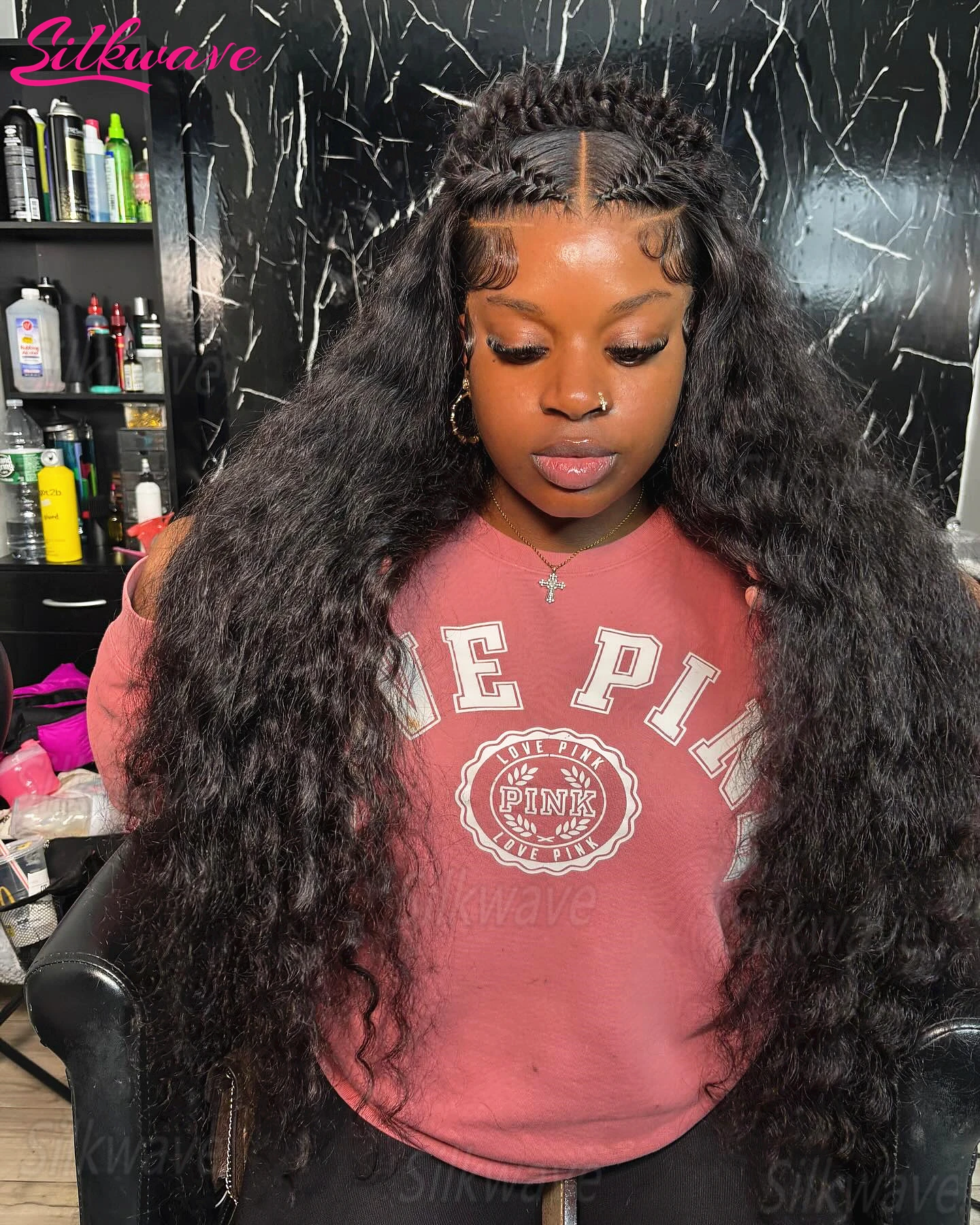 

250 Плотность 13x6 Hd Кружевные глубокие волнистые фронтальные парики Бразильские 30 40-дюймовые вьющиеся человеческие волосы Парики 100% для чернокожих женщин Предварительно выщипанные