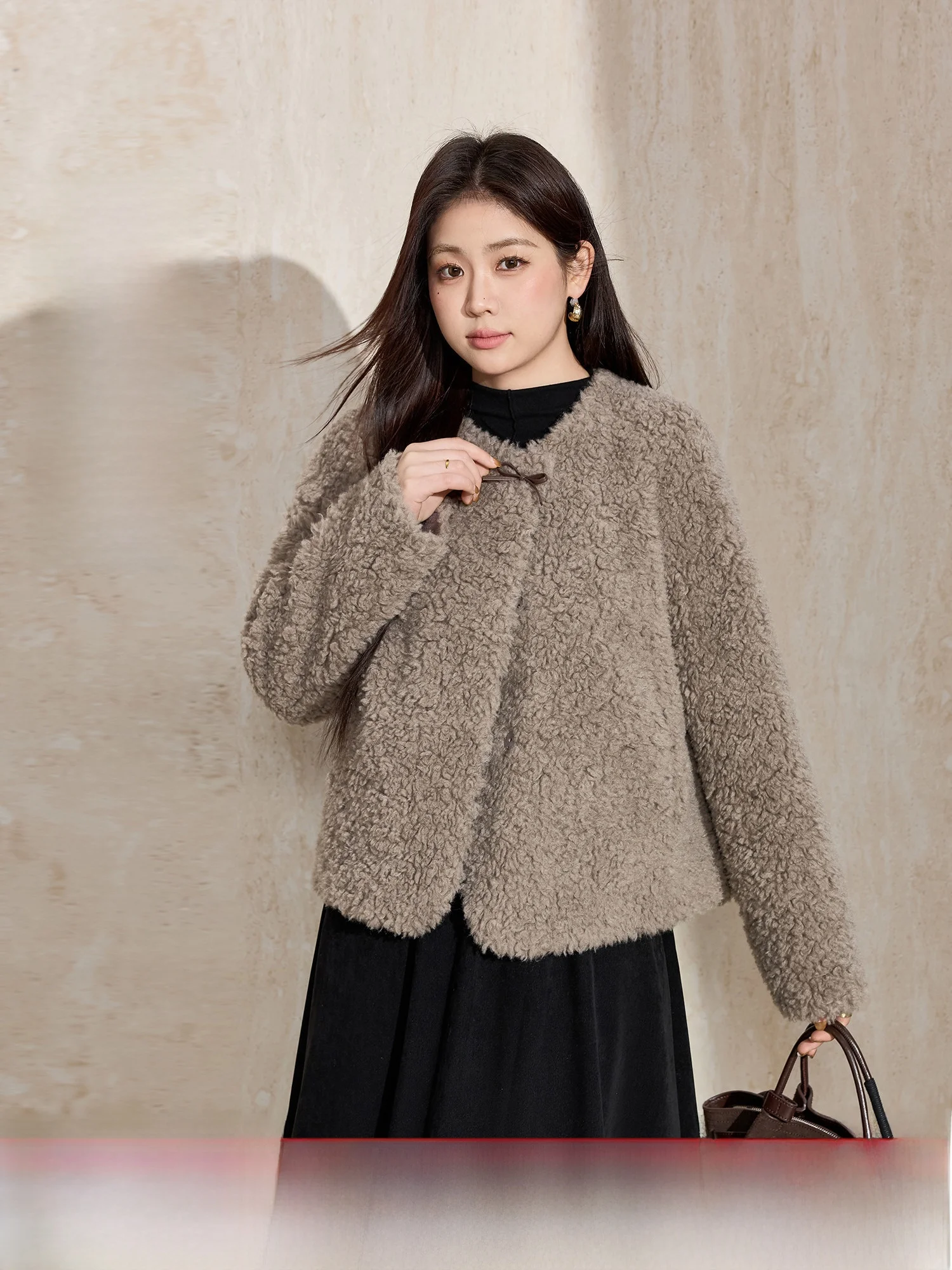 

Зимнее пальто LanYu больших размеров из искусственного меха под овчину, новое, теплое, с плюшевым ворсом, на завязках, для повседневной носки, простой стиль