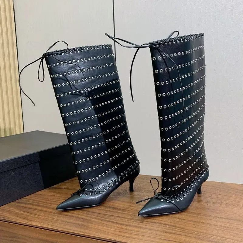Frühling Herbst Echtes Leder Dünne High-Heels Kniehohe Stiefel Frauen Spitz Niet Decor Lace Up Moderne Stiefel Botas muje