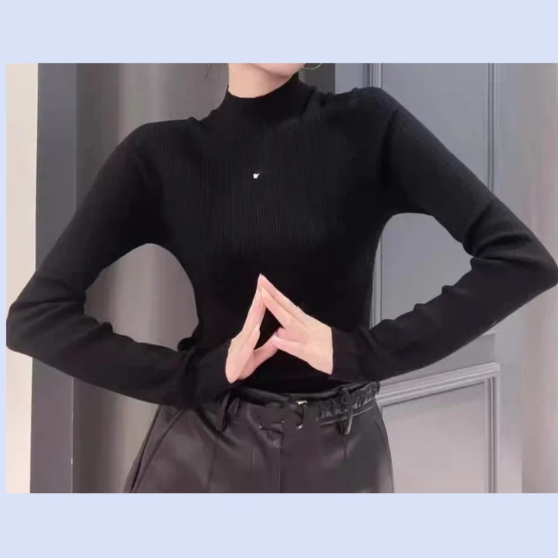 

Модный роскошный французский нишевый однотонный облегающий свитер с полувысоким воротником и эластичной базой, вязаный свитер