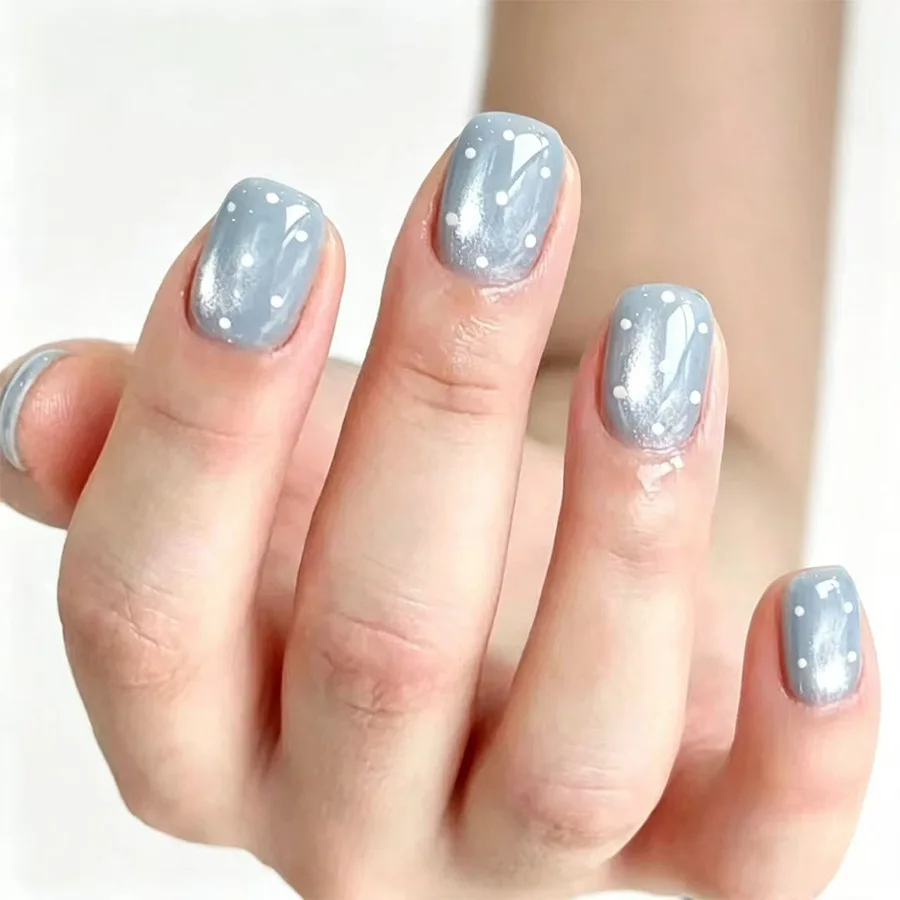 24Pcs Ice Blue Cat's Eye Fake Nail Tips Simple White Polka Dot Press on False Nails Sweet Square Head Detachable Stick on Nails