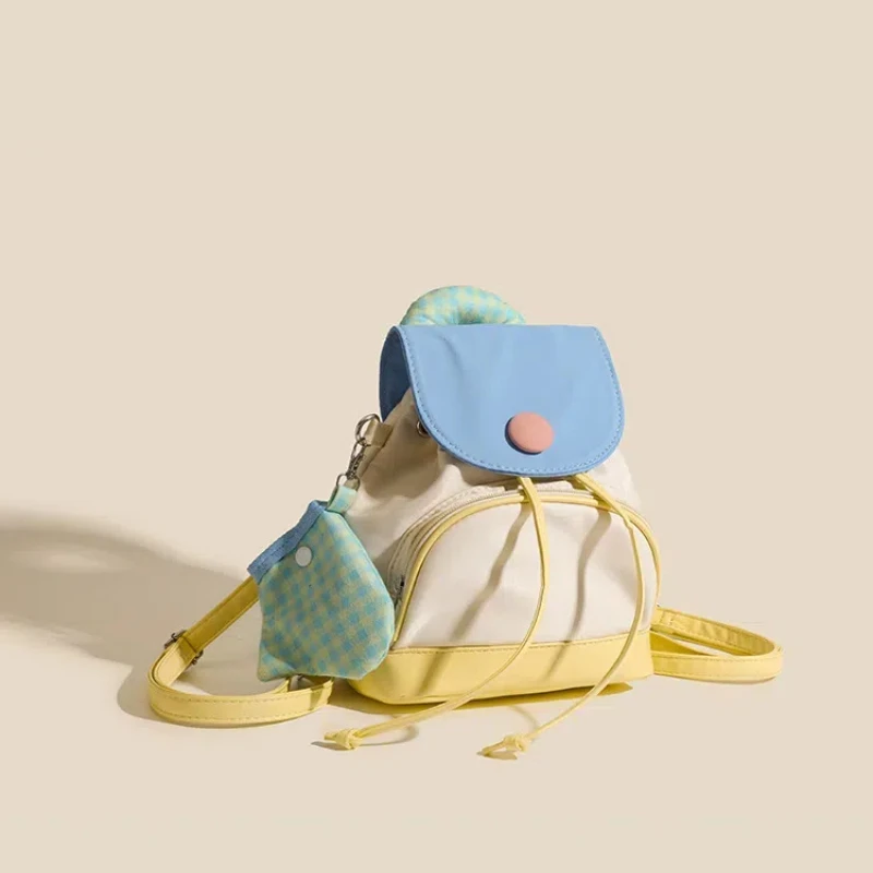 Niche Design Bag 2024 New Shoulder Bag for Women, Handheld Bucket Bag, Casual and High end Travel Backpack