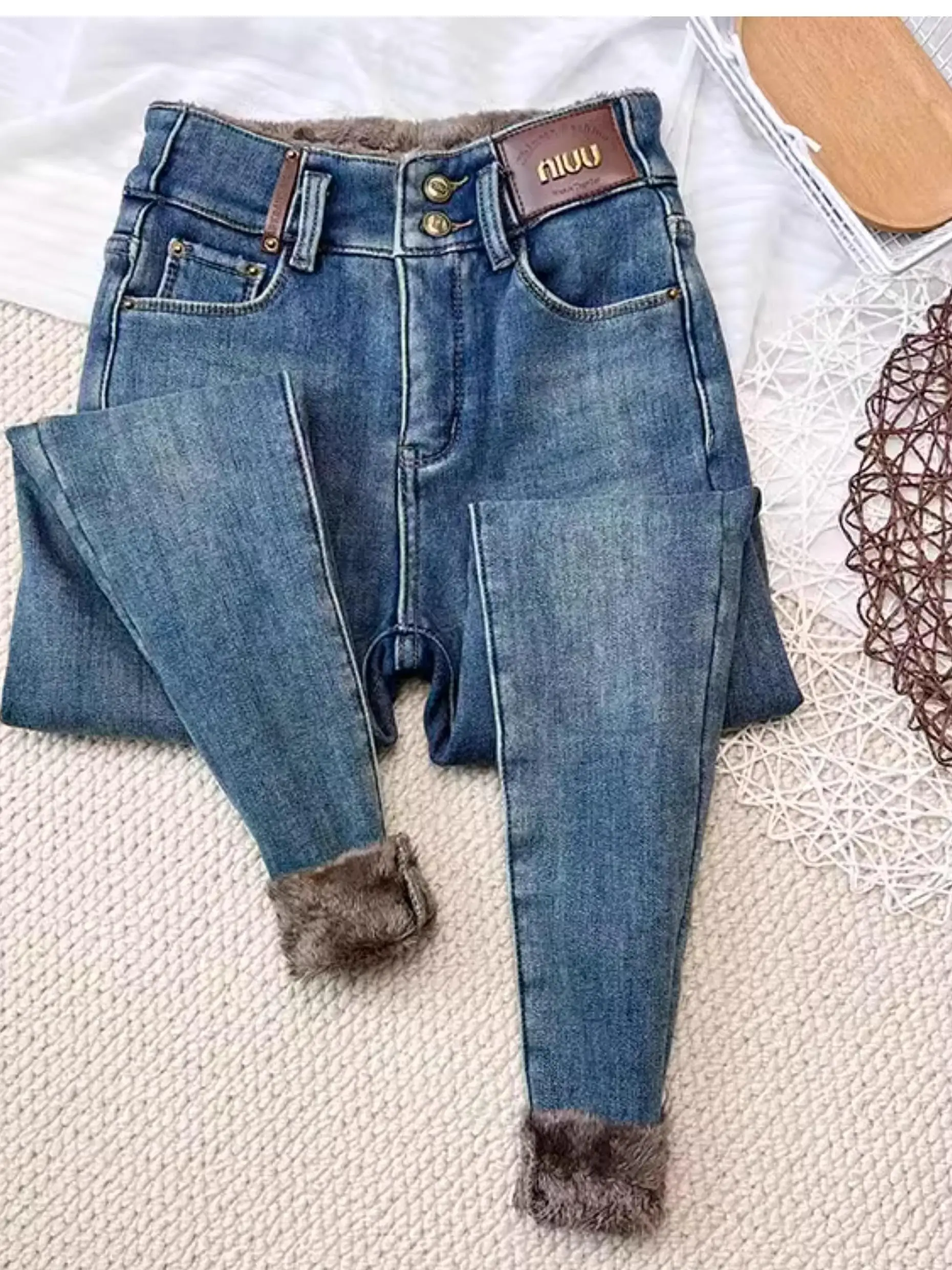 

Женские джинсы с флисовой подкладкой, облегающие, с расклешенными штанинами, модные, с эффектом удлинения ног, зимняя новинка, повседневный стиль