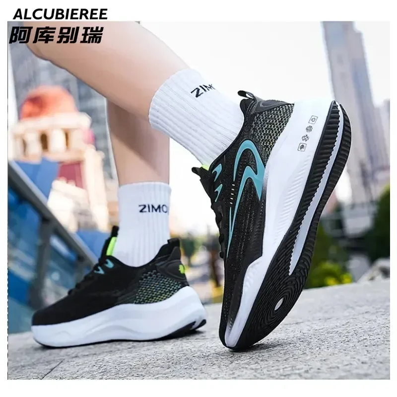 Casual and comfortable new fashion lightweight breathable sneakers summer