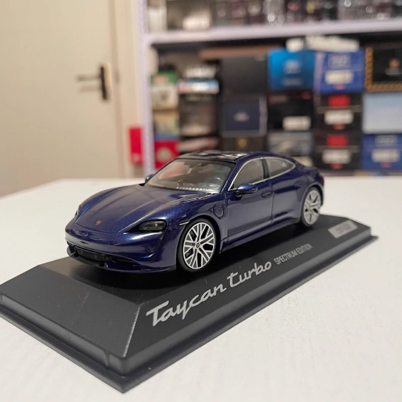 

Minichamps Diecast 1:43 Scale Taycan 2020 Alloy Car Model Finished Simulation Collection Decoration Boy Gift Static Display
