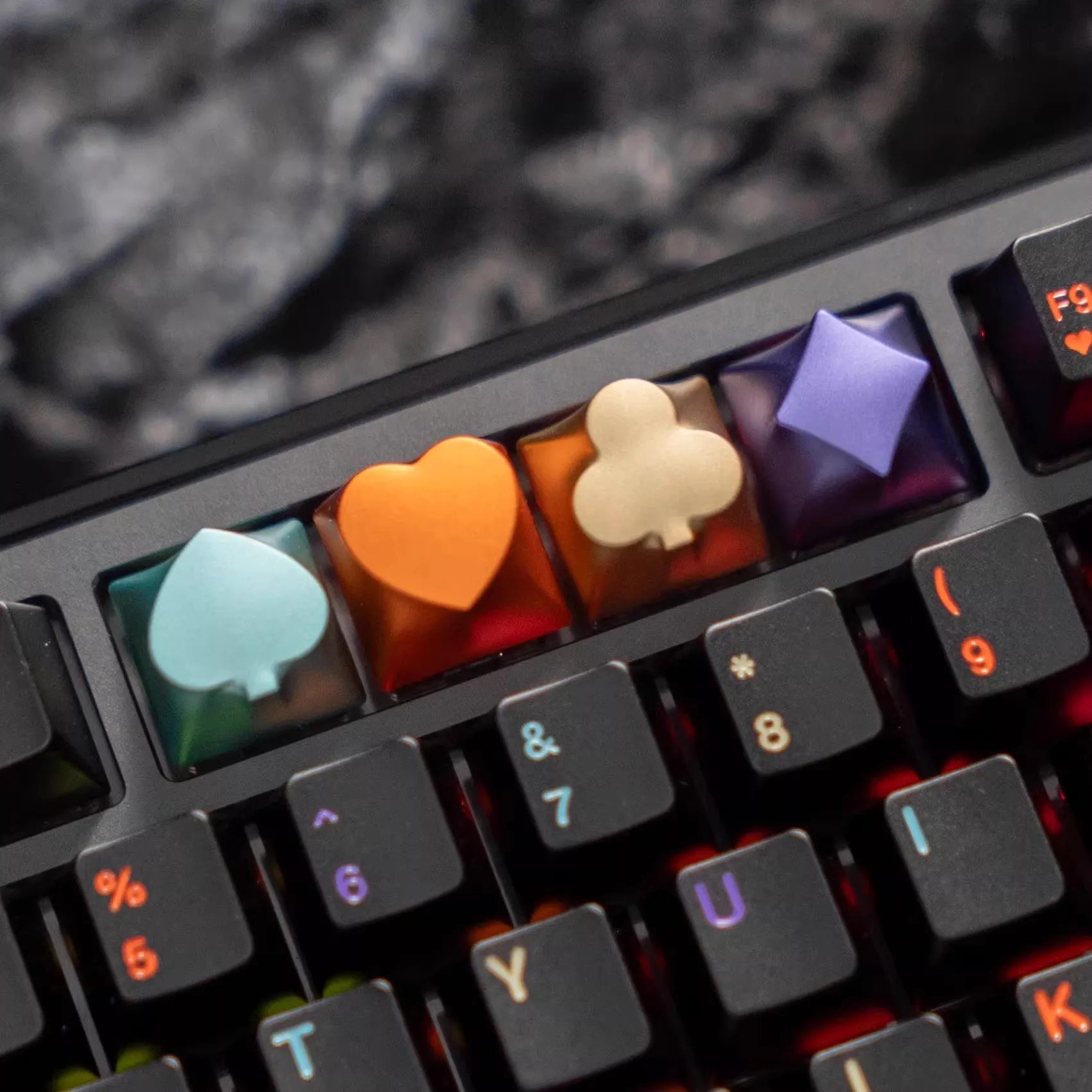 black-and-red-directional-keys-esc-high-3d-curved-surface-aluminum-alloy-metal-personalized-keycaps