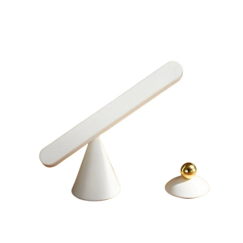 lampara-de-escritorio-con-diseno-geometrico-interruptor-tactil-3-niveles-de-intensidad-3-colores-luz-led-recargable-para-leer-ideal-para-el-dormitorio-o-el-estudio