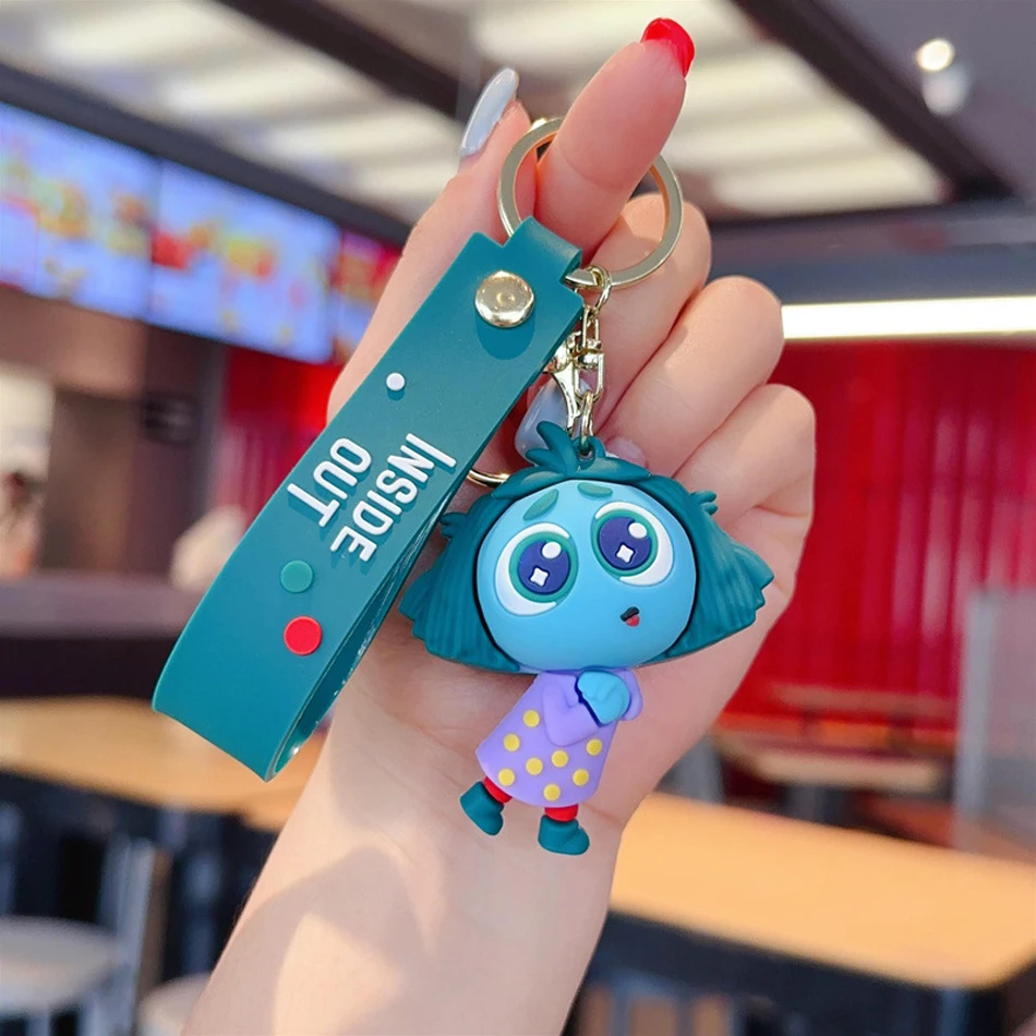 Nowy brelok do kluczy Inside Out 2 Kawaii Disney Movie Anime Anxiety Ennui Envy Cute Girls Creative Bag Pendant Car Keychain Toys Gifts