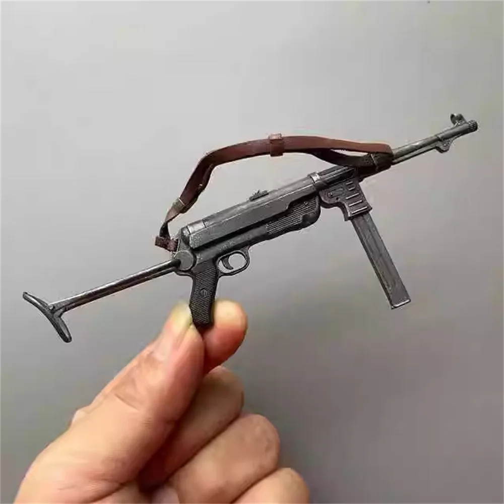 1/6th WWII Series Soldier Doll Mini Weapon Model MP40 Clips can befolded PVC Material Can't be Fired For 12" Action Figure DIY