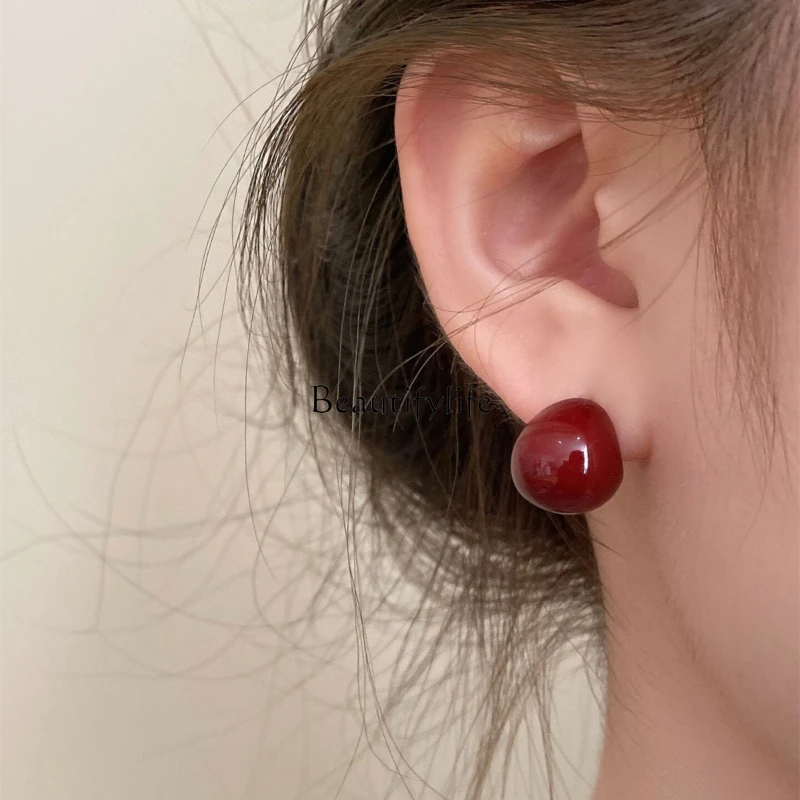 

Wine Red White Ball Earrings Maillard Autumn/Winter Earrings Women's High-Grade Retro