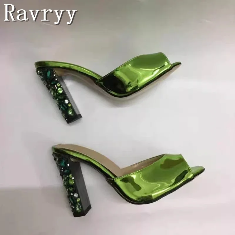 Summer New Emerald Thick Heel Slippers Women Peep Toe Patent Leather Green Shinning Wedding Party High Heel Mules