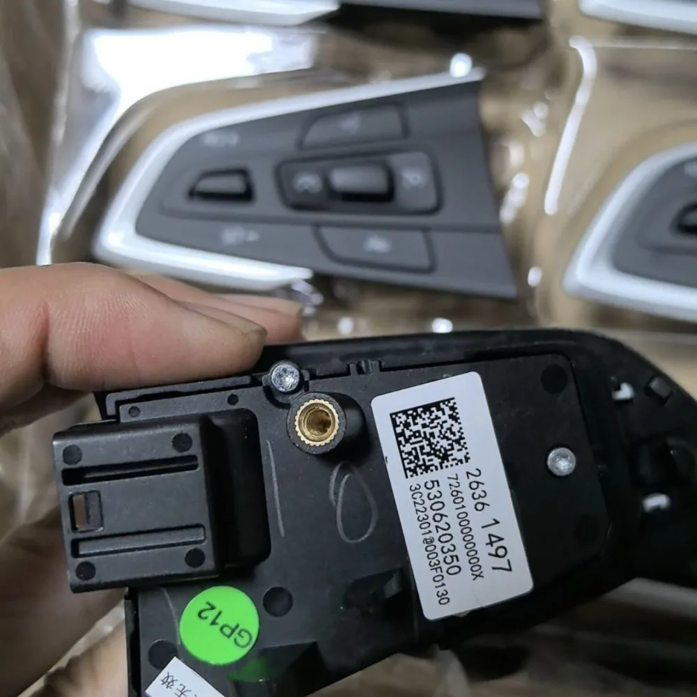 Upgrade Genuine Cruise Control Function Multifunctional Button Switch for Chevrolet MENLO 26361497