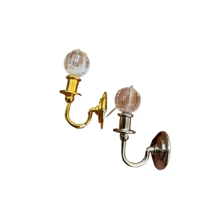 ของเล่นเฟอร์นิเจอร์ตุ๊กตา 1 ชิ้น โคมไฟเพดานจำลองโลหะผสม โคมไฟแขวนขนาดเล็ก ไฟ LED รุ่นจำลอง ตกแต่งบ้าน