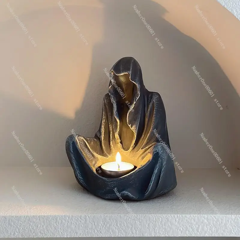 

Nordic Ghost Wizard Candle Holder Retro Style Creative Resin Candle Holder Halloween Atmosphere Ornament Home Decoration