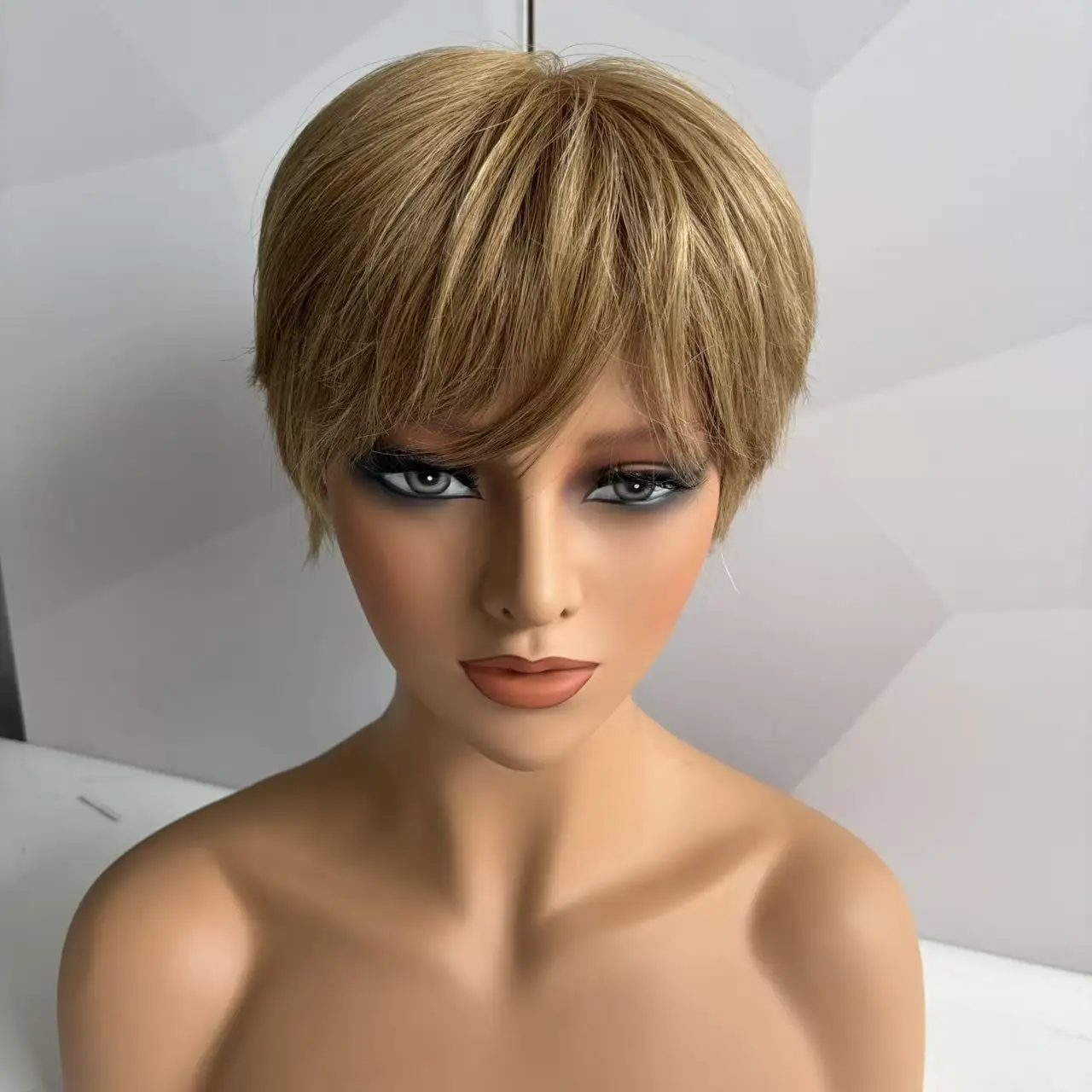 Full Hand Tied Short Pixie Cut Wig Highlight Color Silk Base 100% European Human Hair Wigs for Women