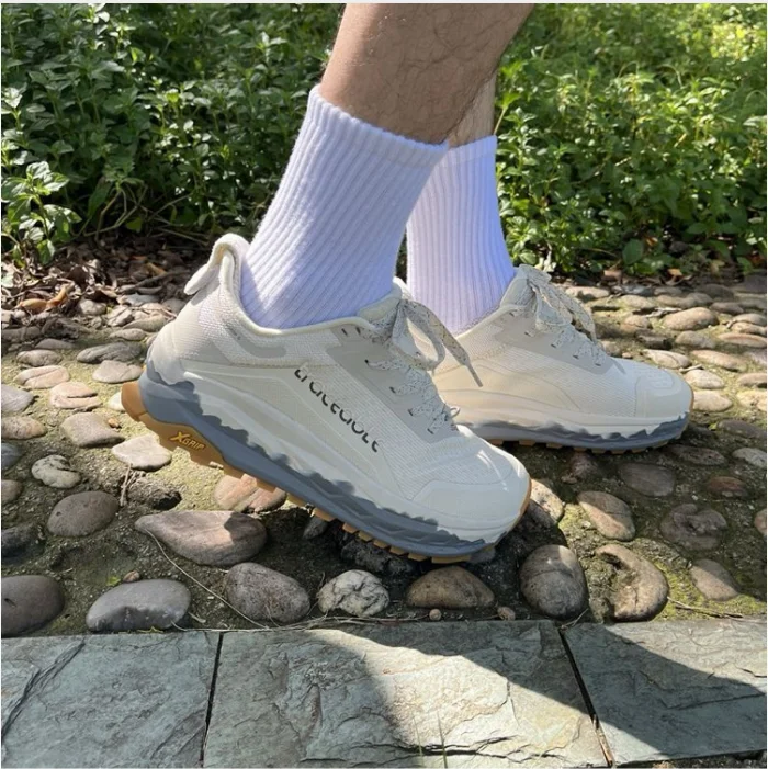 

2025 Winter Bestseller Track Running Shoes Durable Marathon Training Shoes Exceptional Performance Excellent