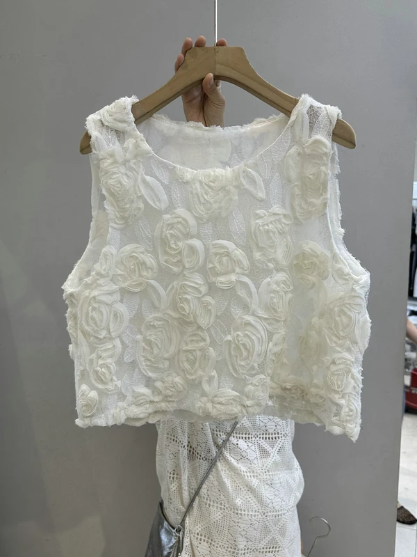 

Женский летний модный топ без рукавов с принтом роз в нежном стиле, омолаживающий образ, с круглым вырезом, в французском стиле