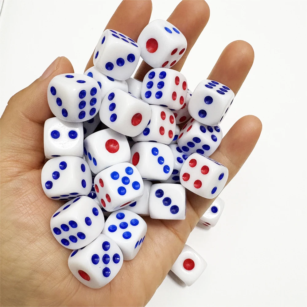 

100pcs 13mm Opaque Poker Chips Dice Six Sided Spot Fun Board game Dice Games Party Dice