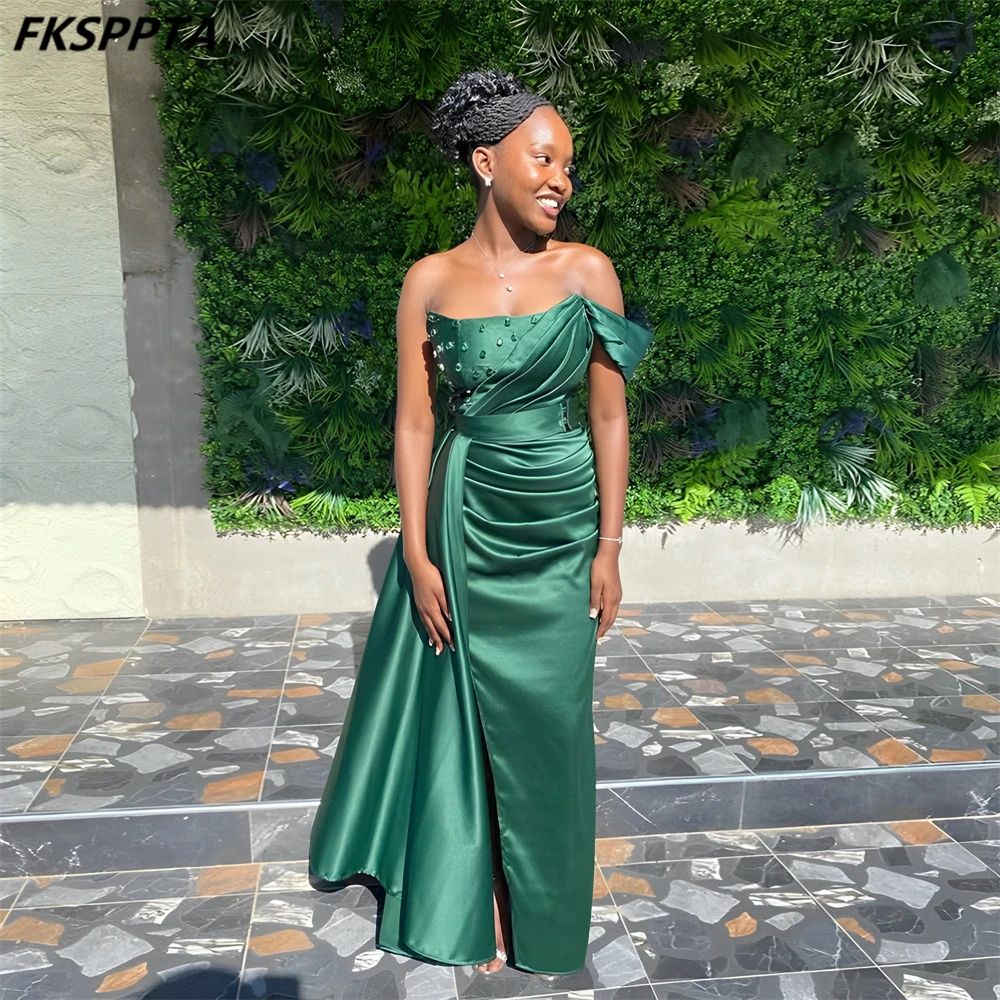 فستان سهرة أفريقي أخضر طويل مخصص لعام 2025 بفتحة جانبية مكشوفة الكتف أنيق بكريستال من الساتان للنساء فساتين مناسبة رسمية