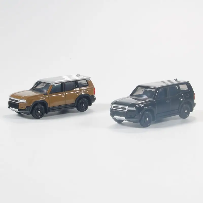 TAKARA TOMY โมเดลรถอัลลอยด์ไดคาส 17 โตโยต้า แลนด์ ครุยเซอร์ กล่องสีขาวแดง 950622