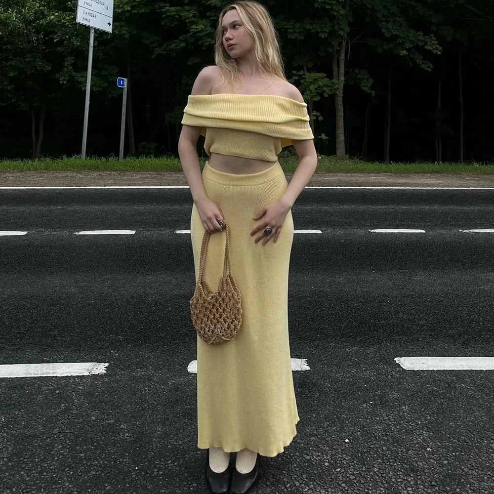

Knitted Skirt Two-piece Set Women's Summer One Shoulder Sleeveless Top High Waist Slit Skirt Set Casual Lady Skirt Set