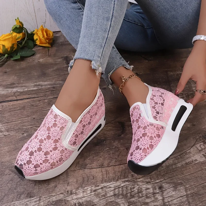 2023 New Women\'s Sneakers Floral Embroidery Mesh Sneakers for Women Slip on Casual Comfy Heeled Shoes Woman