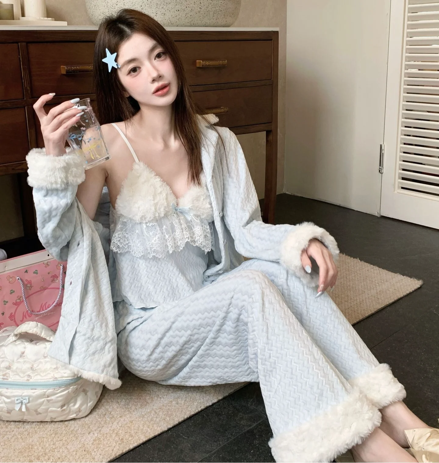 Loose and lazy autumn and winter sleepwear for girls, double-sided velvet long sleeved pants set girls sweet home clothes, lazy
