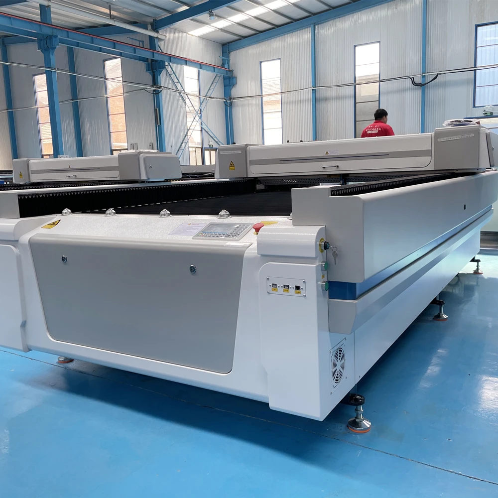 ROBOTEC MDF Legno Acrilico Laser Cutter 100w 150w 200w CO2 CNC 1325 Macchina da taglio laser Incisore laser in metallo con refrigeratore d'acqua