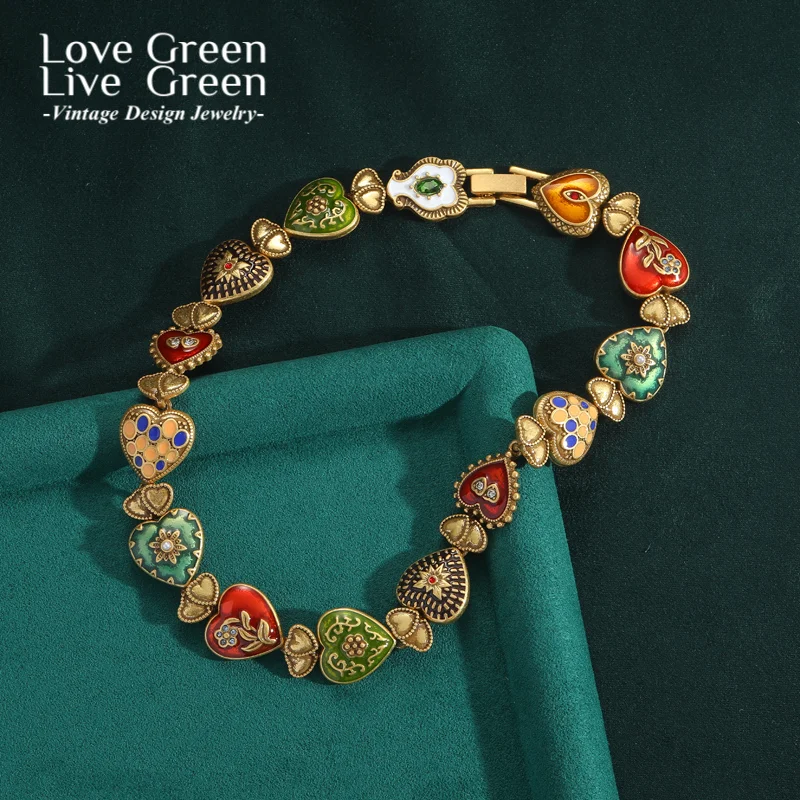 

Vintage Heart Enamel Smiley Face Necklace Choker Collar Woman Retro Antique Gold Color Luxury Quality Jewelry Designer Party