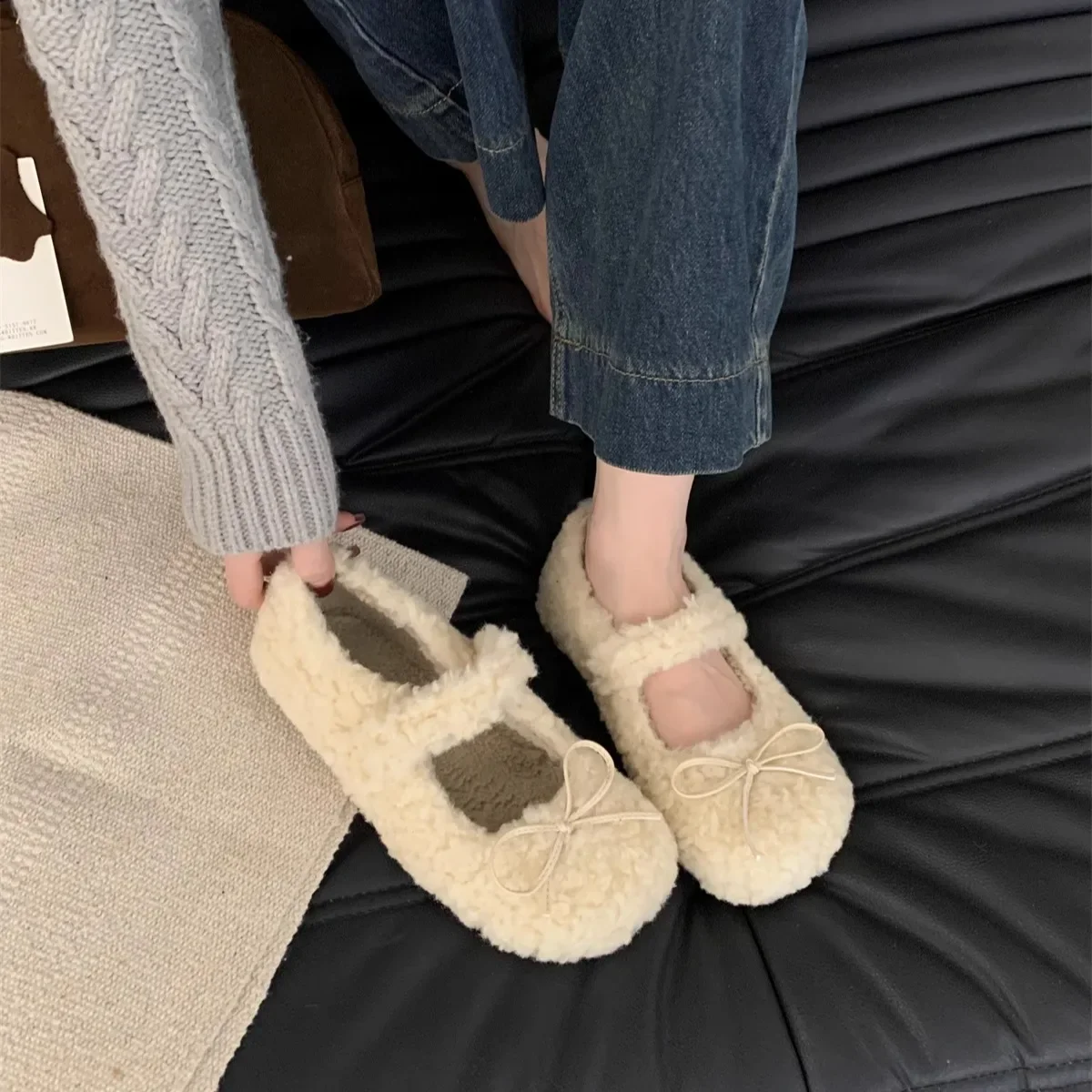 Women\'s Shearling Ballet Flats with Strap Warm Rabbit Fur Plush Lined Crystal Buckle Mary Jane Flat Shoes