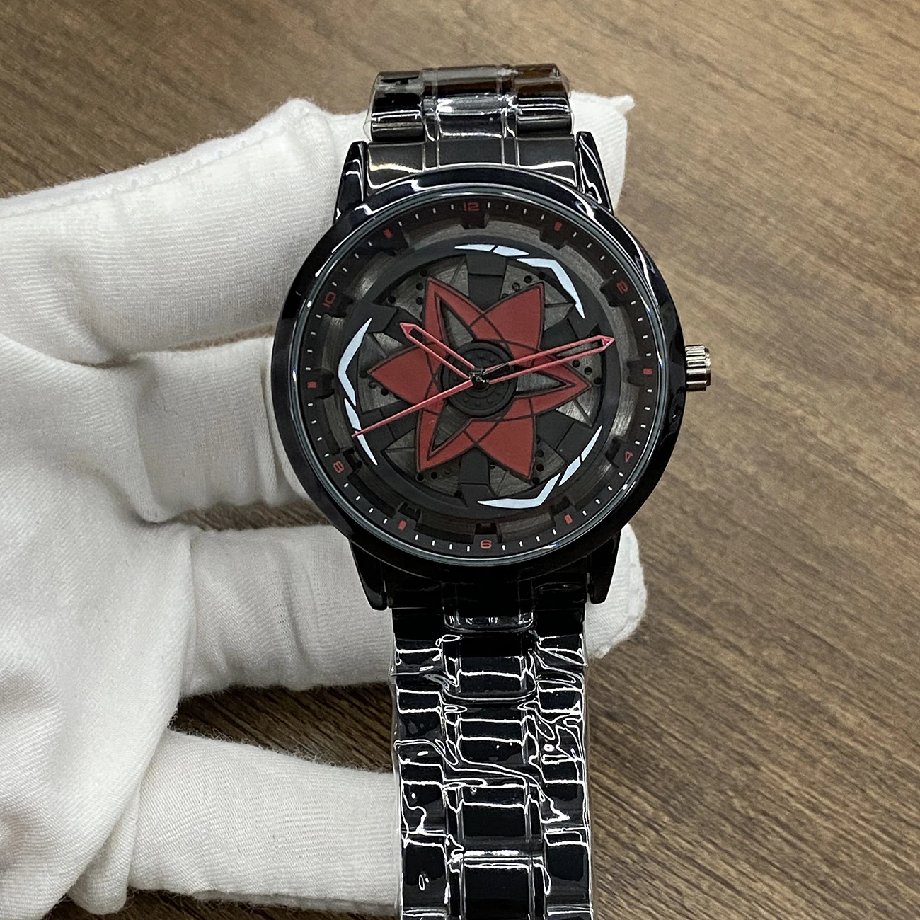 

Новые стильные мужские кварцевые часы с дизайном в виде колесного диска, контурным вращающимся циферблатом 3D, водонепроницаемостью 3ATM, спортивная повседневная версия.