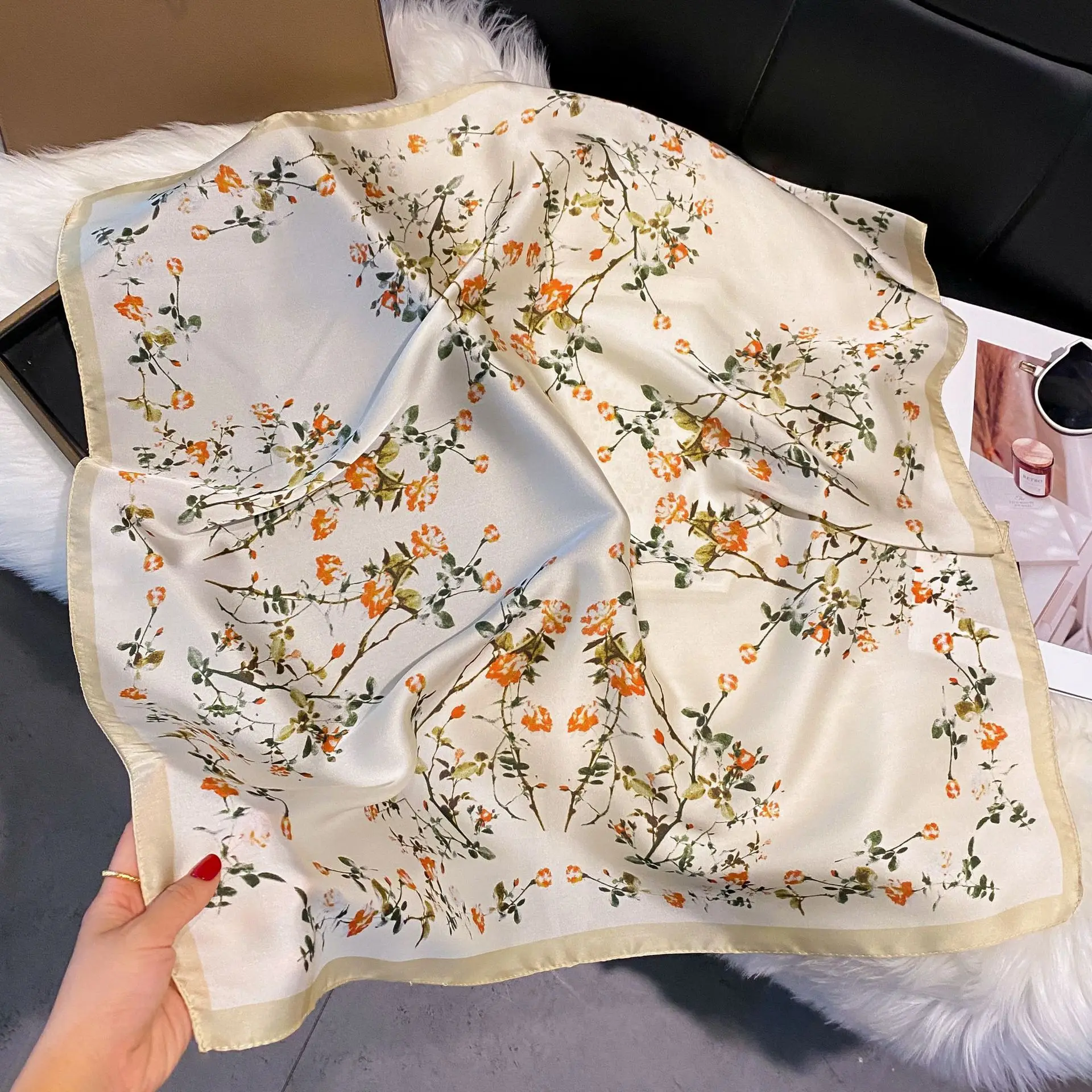 

New Fashion Silk Scarf Versatile Decorative Imitation Silk Small Square Scarf Satin Scarf High-end Streamer Women