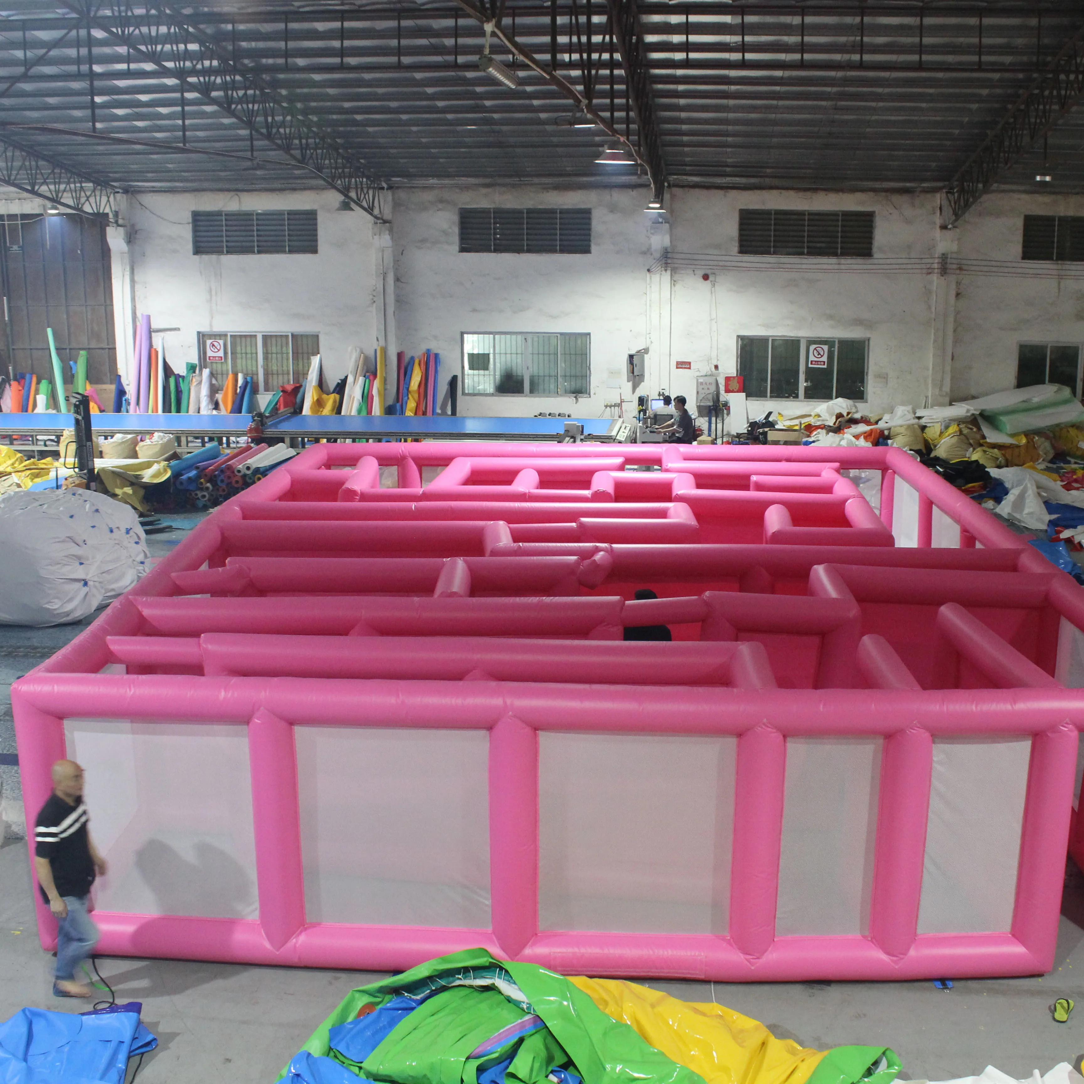 //Commercial Inflatable Haunted House Maze Big Escape Room Full Printing Maze Tag Game Course For Halloween Game Outdoor Outdoor