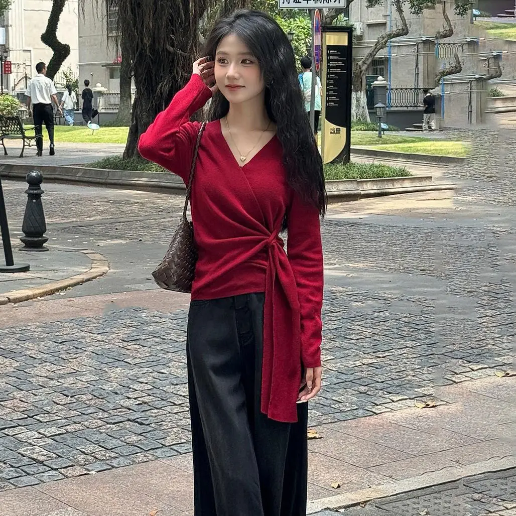 2025 Autumn New Women's Red Knit Long Sleeve Top Cross Tie Design Slim Fit T-Shirt Base Layer Sweater