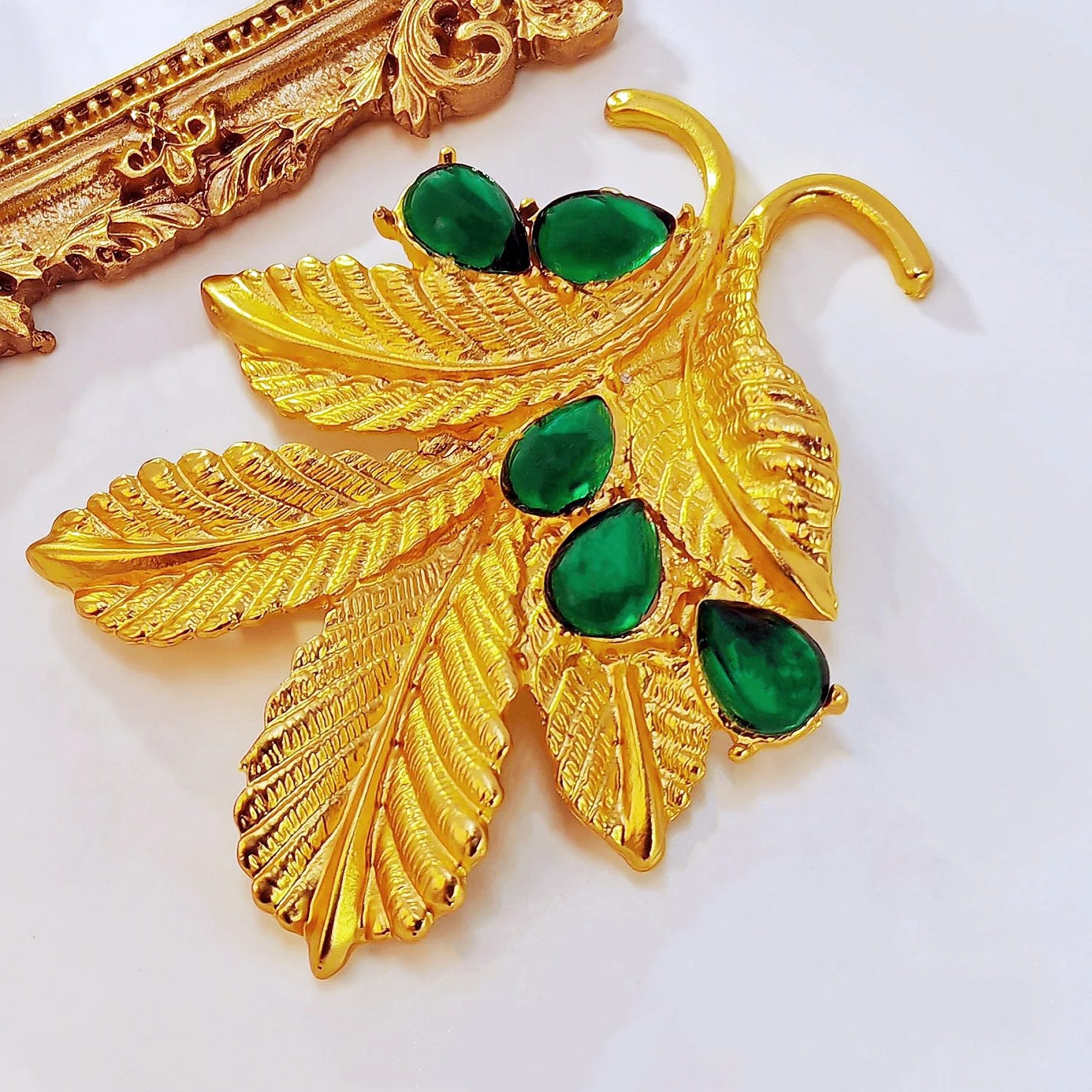 Mid-Century Vintage Green Stone & Gold Leaf Brooch Pin Statement Thistle Jewelry