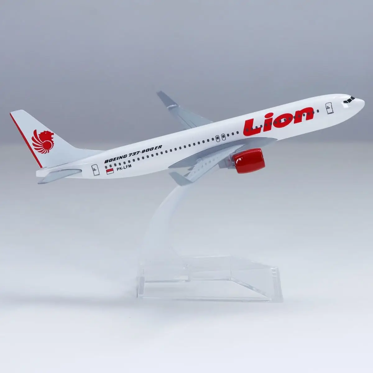 16 سنتيمتر الأسد الهواء B737 سبيكة الصلبة نموذج طائرة زخرفة الحرف نماذج ثابت الحلي جمع العرض