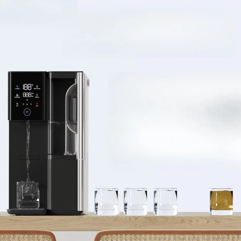 Large capacity professional-grade countertop reverse osmosis water system with adjustable hot and cold water settings