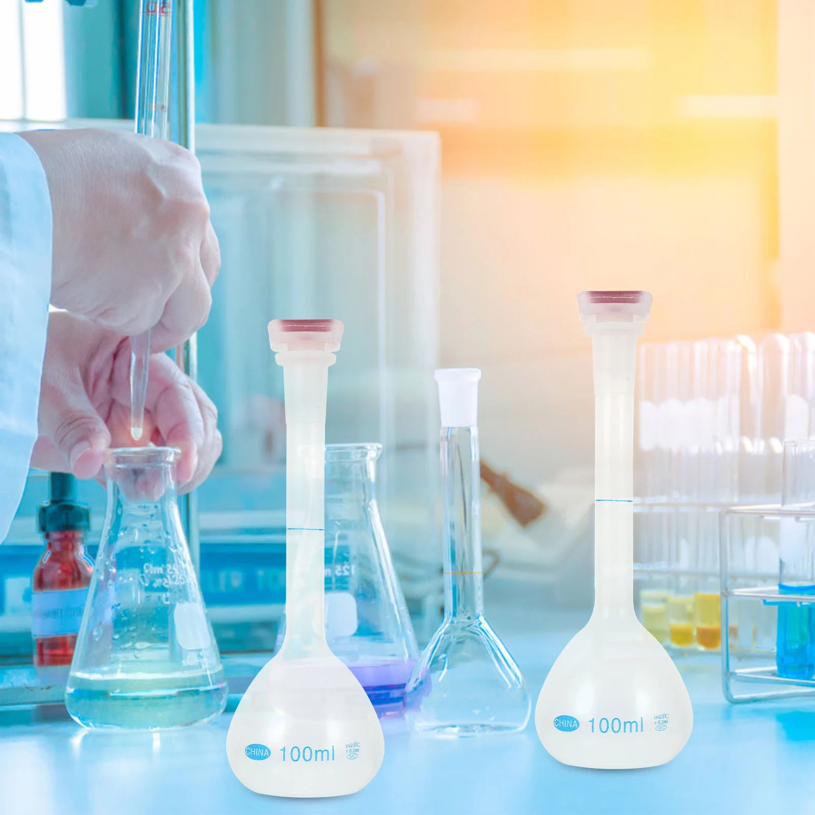 2pcs 100Ml 부피 플라스크 프리미엄 플라스틱 용량 병 재사용 가능한 경량 밀봉 내열성 빈 용기