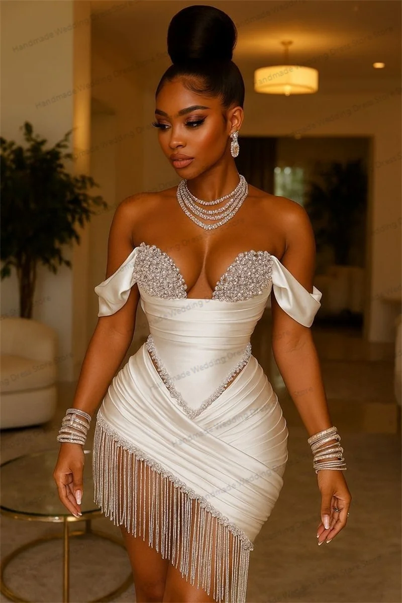 

Luxury Crystals Beading Prom Dress Sexy Sweetheart Ruffles Satin Short Mini Bridal Party Gown Customized Evening Skirt Robe