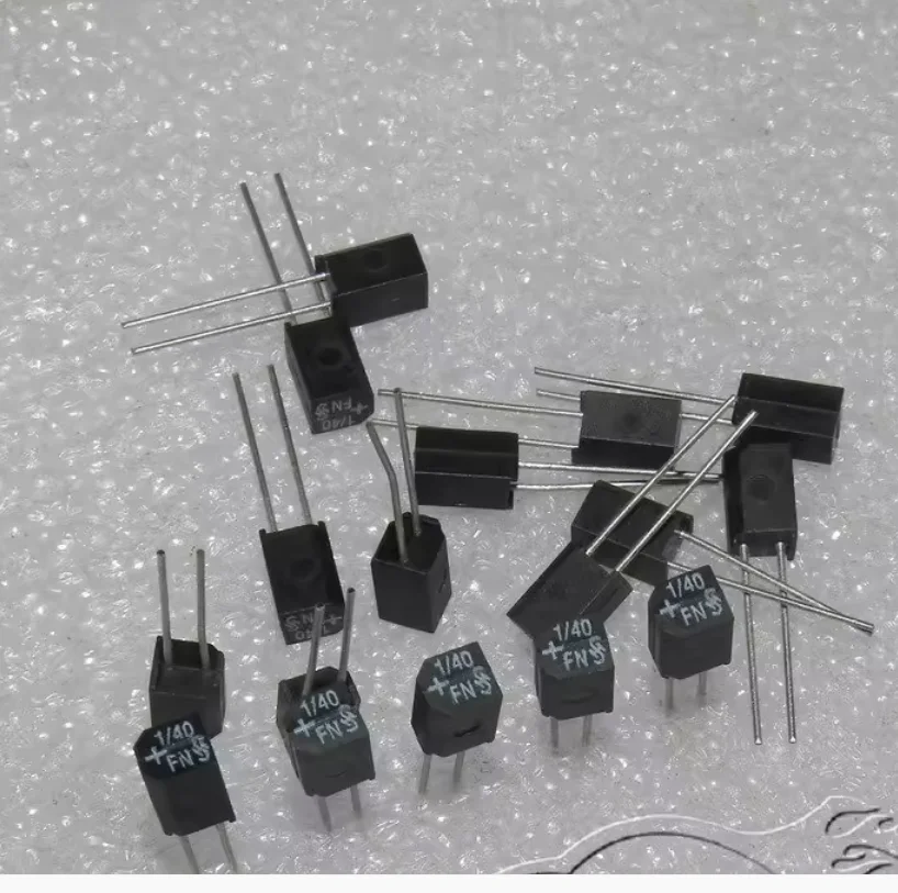 

10 шт. S+M 1/40 FN 1UF 40V TA-CAP Танталовый конденсатор в керамическом корпусе для поверхностного монтажа