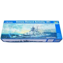 Trumpeter 05711 1/700 Scale German Battleship Bismarck 1941 Military War Ship Toy Hobby Assembly Plastic Toy Model Building Kit