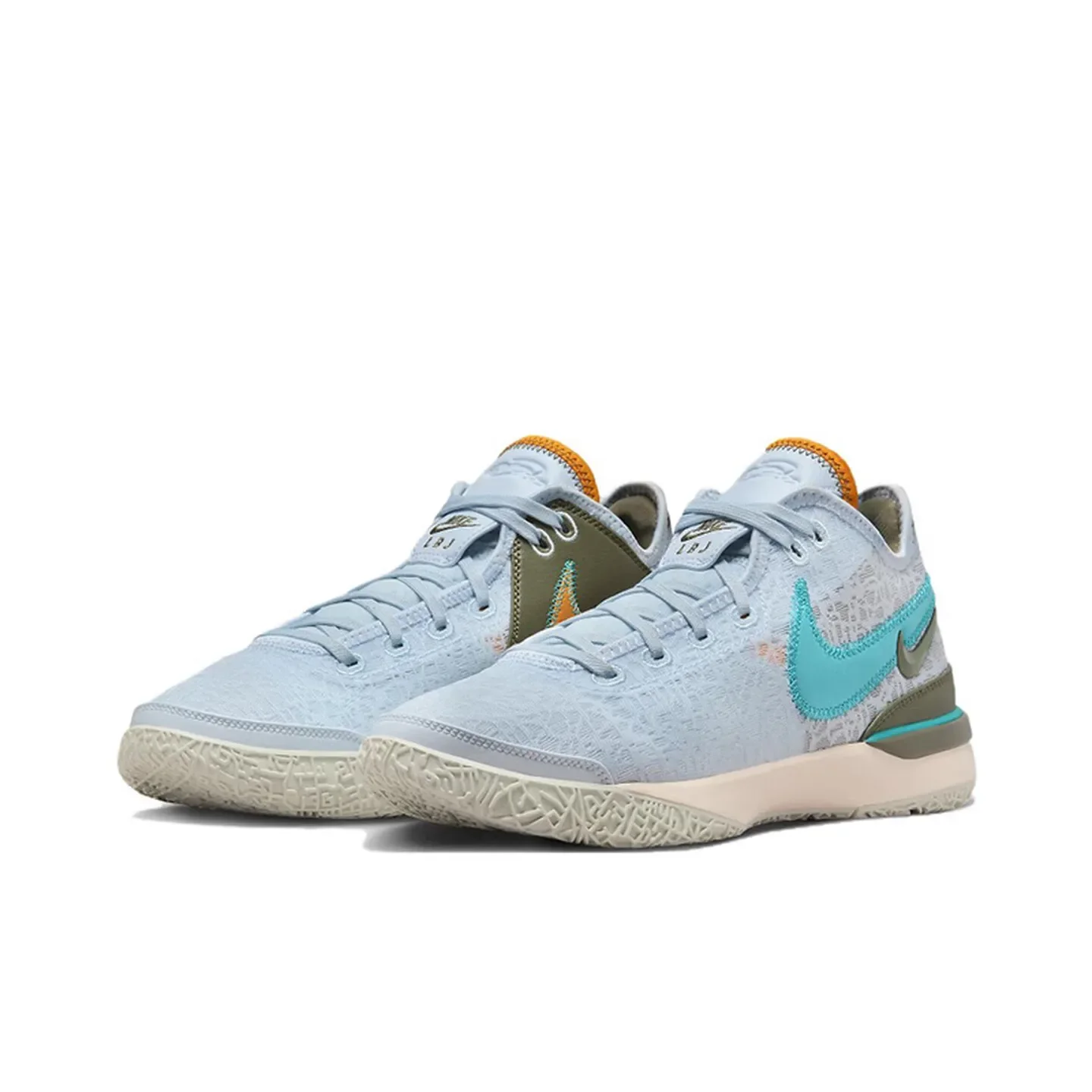 

Модные баскетбольные кроссовки Nike Zoom LeBron NXXT - нескользящие, с амортизацией DR8788-400