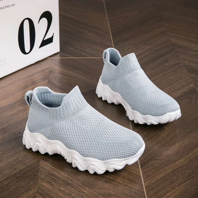 Children's socks and shoes - Boys' one-piece footed girls' shoes with breathable mesh surface for sports and casual wear