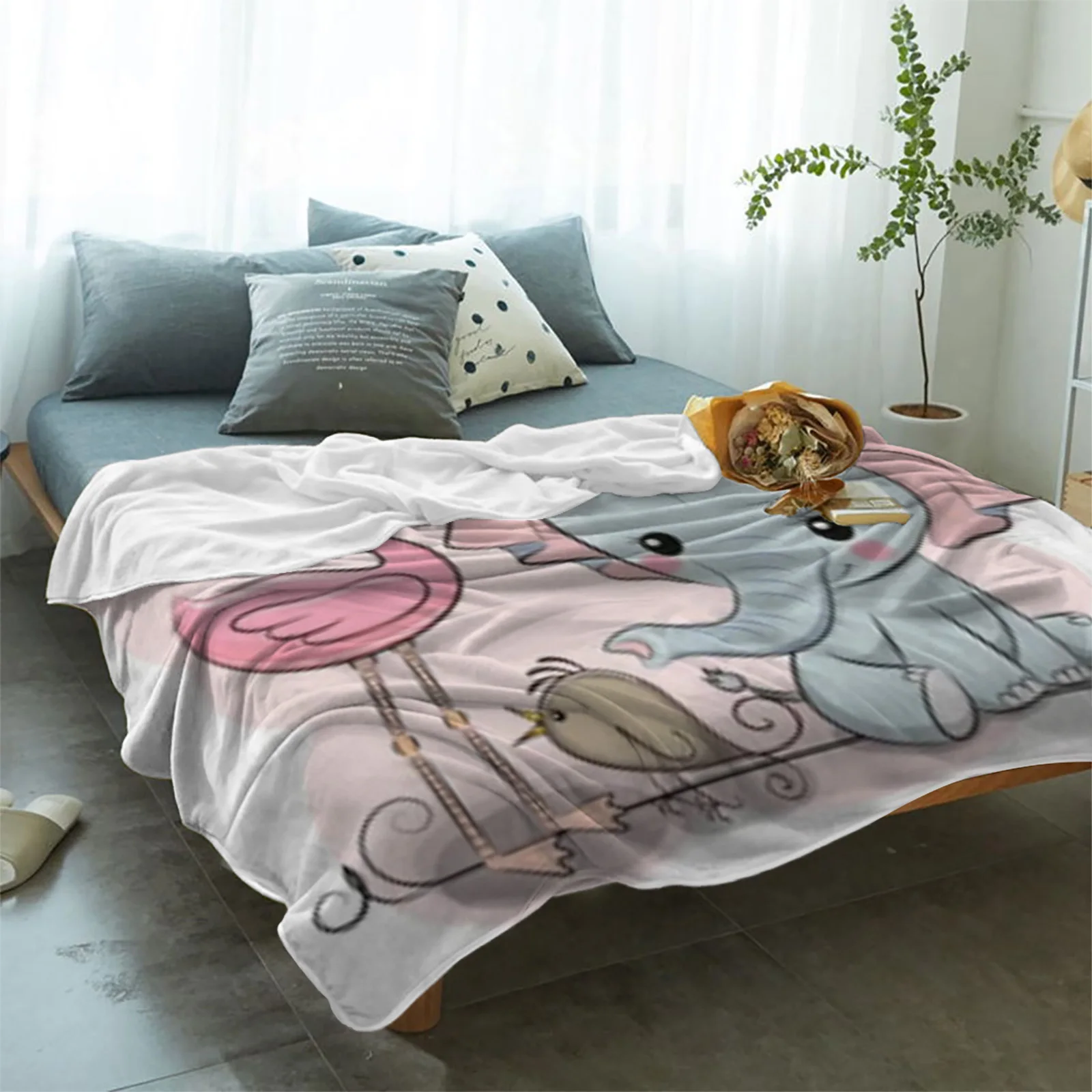 Cute Cartoon Elephant And Flamingo Flannel Blanket Warm Soft Sofa Blanket Winter Sheet Bedspread Camping Travel Blanket