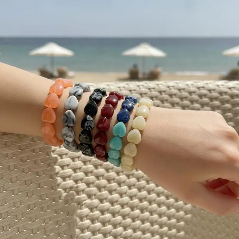 Modische Bunte Herz-Perlen-Armbänder Retro Niedlicher Damenschmuck Geschenk Einfache Stapelbare Armreifen Valentinstagsgeschenk – Detail 3