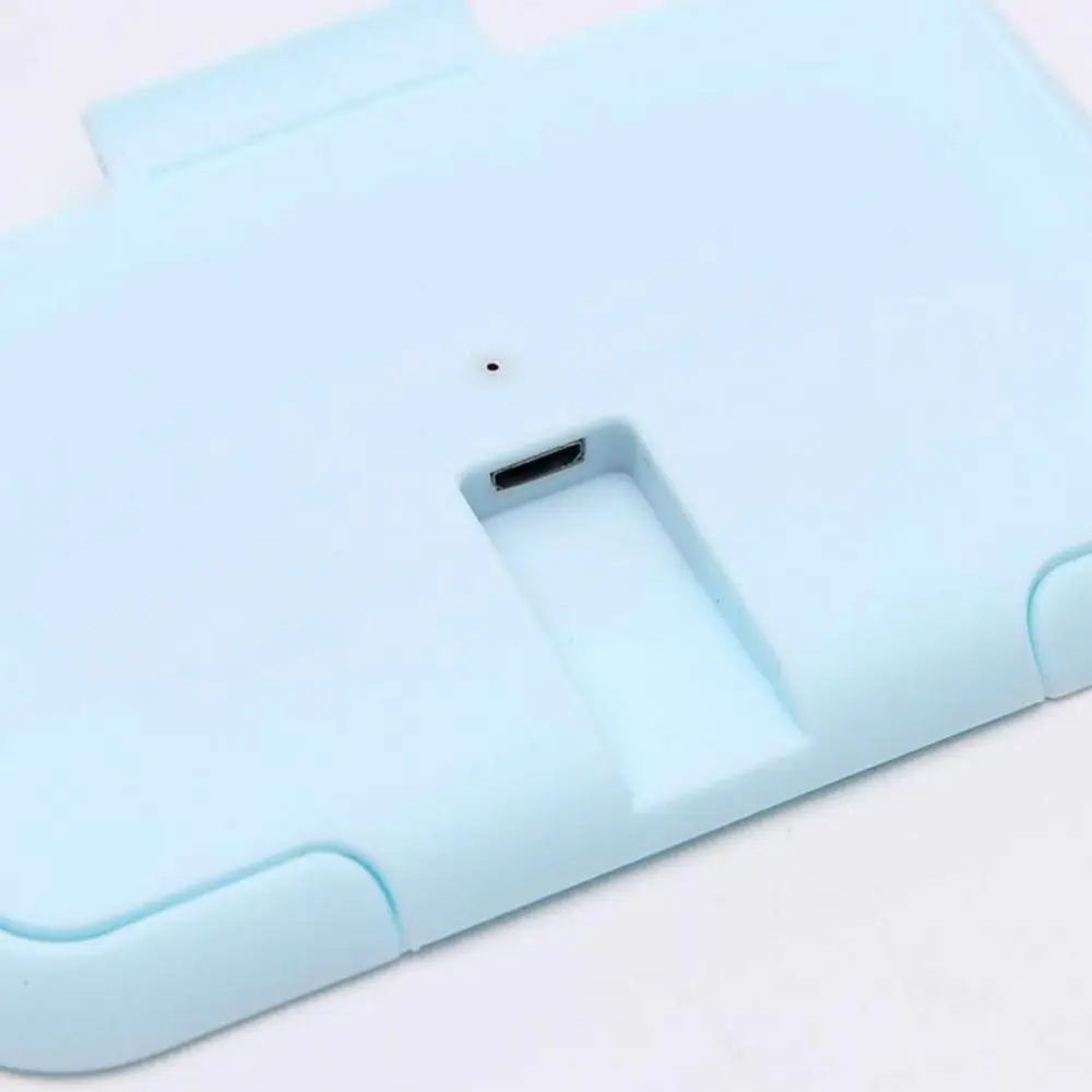 เครื่องอุ่นกระดาษทิชชู่แบบพกพาสำหรับใช้ในบ้านและรถยนต์ ใช้พลังงาน USB ให้ความร้อนสำหรับผ้าเช็ดทำความสะอาด