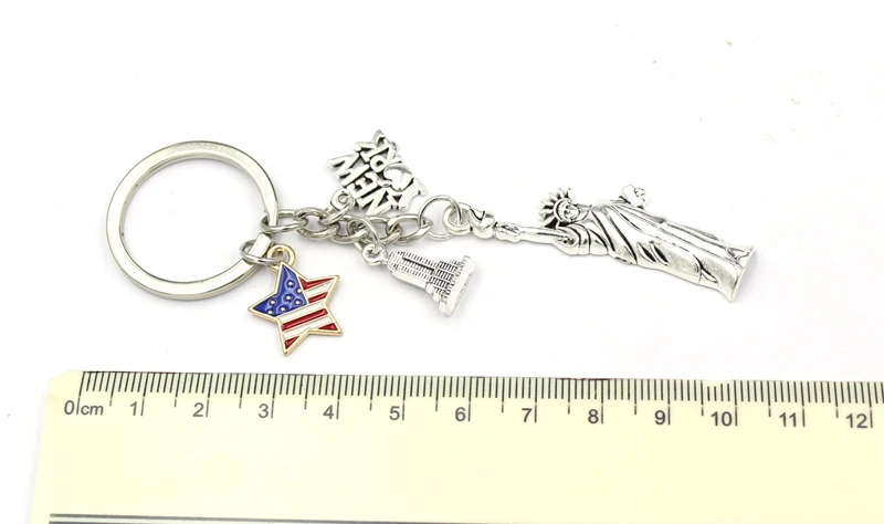 New Arrival USA Flag Statue of Liberty Key Chain Key Ring Holder Bag Pendant Accessory Jewelry Patriotic Gifts for Women Men