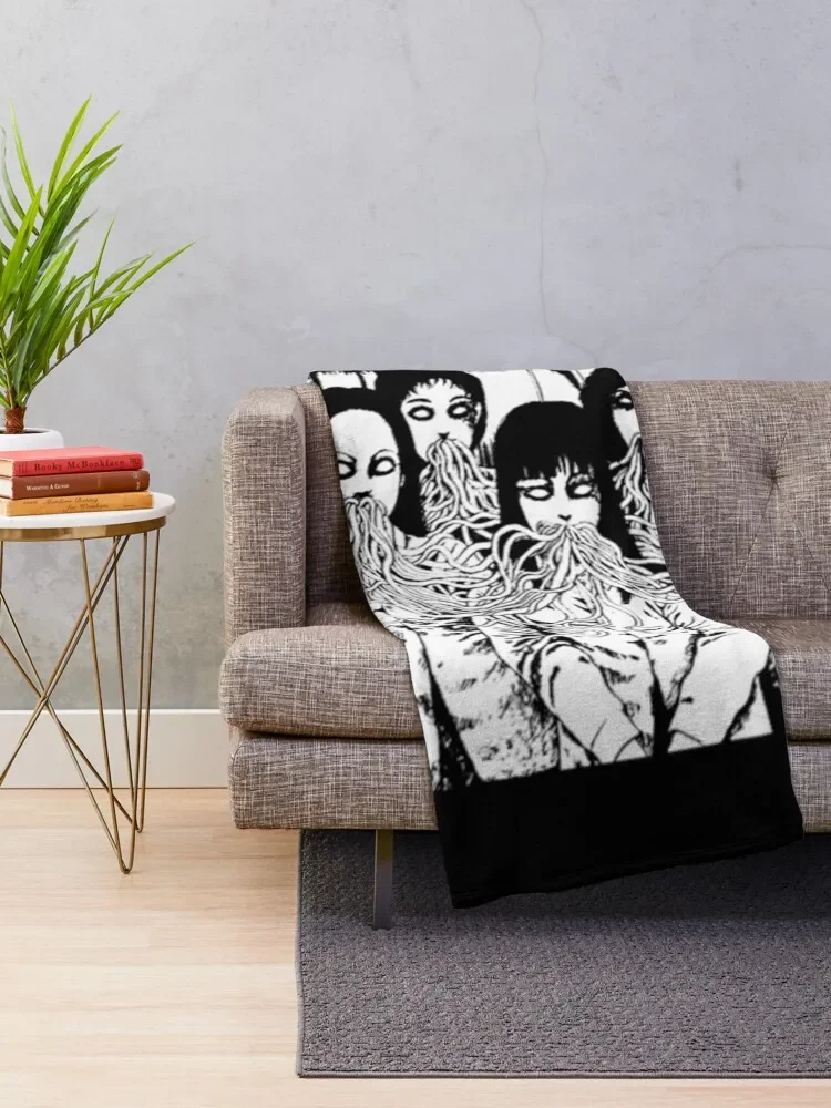 Tomie Juni Ito Japanese Streetwear Anime Manga Throw Blanket christmas decoration Beach Warm Blankets