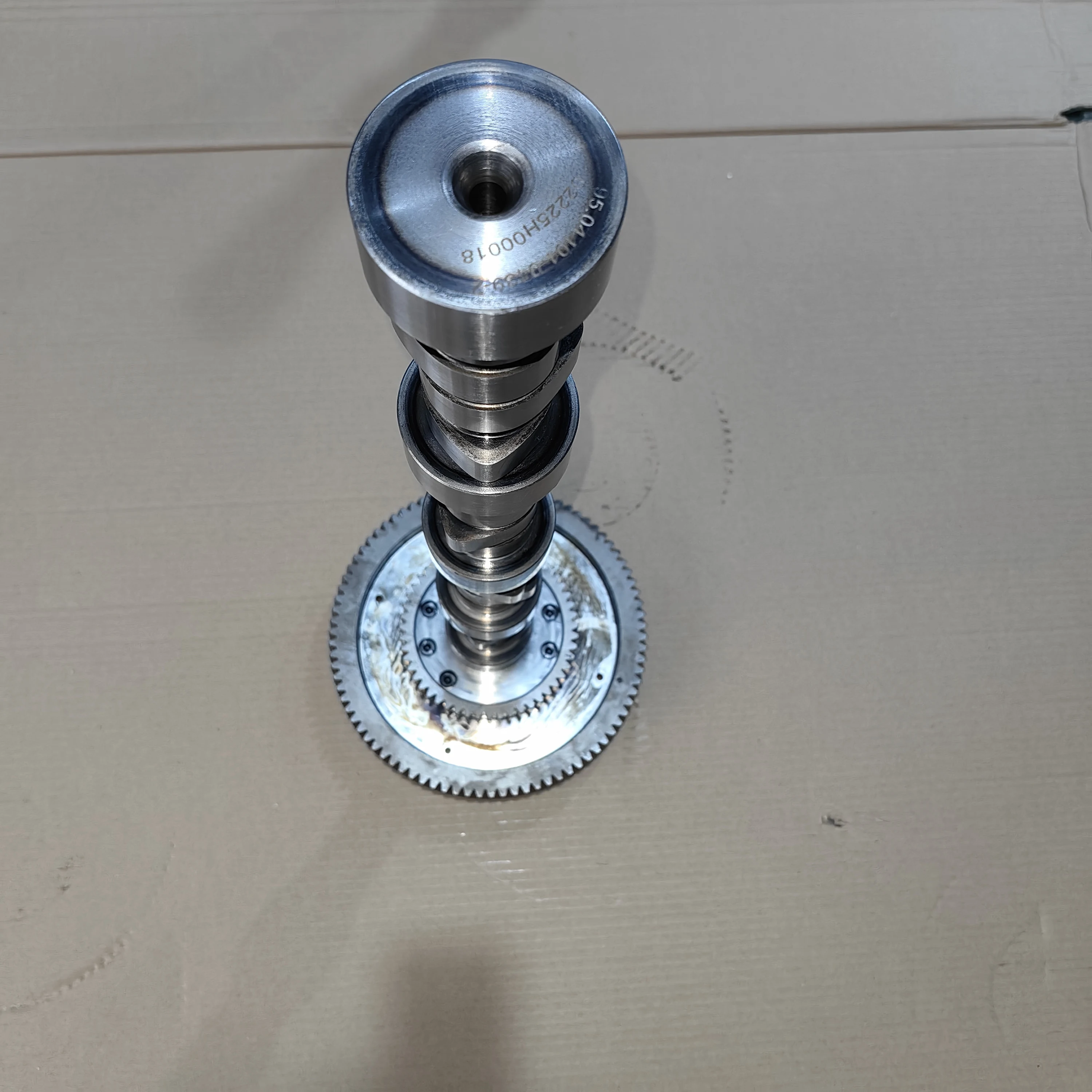 Parts Truck Excavator Parts DV15TIS Engine Parts 150103-00176 Camshaft For Doosan Engine