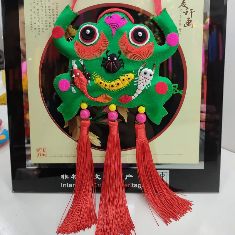 B6j1 [Dragon Boat Festival Gift] Qingyang Sachet Handmade Embroidery Five Poison Embroidery Green Frog Pendant Gift 12Bag Chamrs